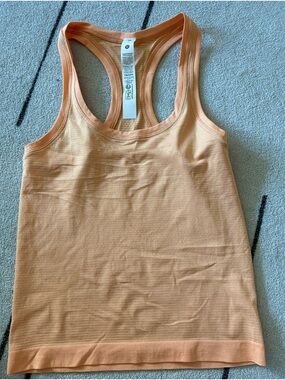 Lululemon Swiftly Tech Racerback Tank Top 2.0 
Race Length